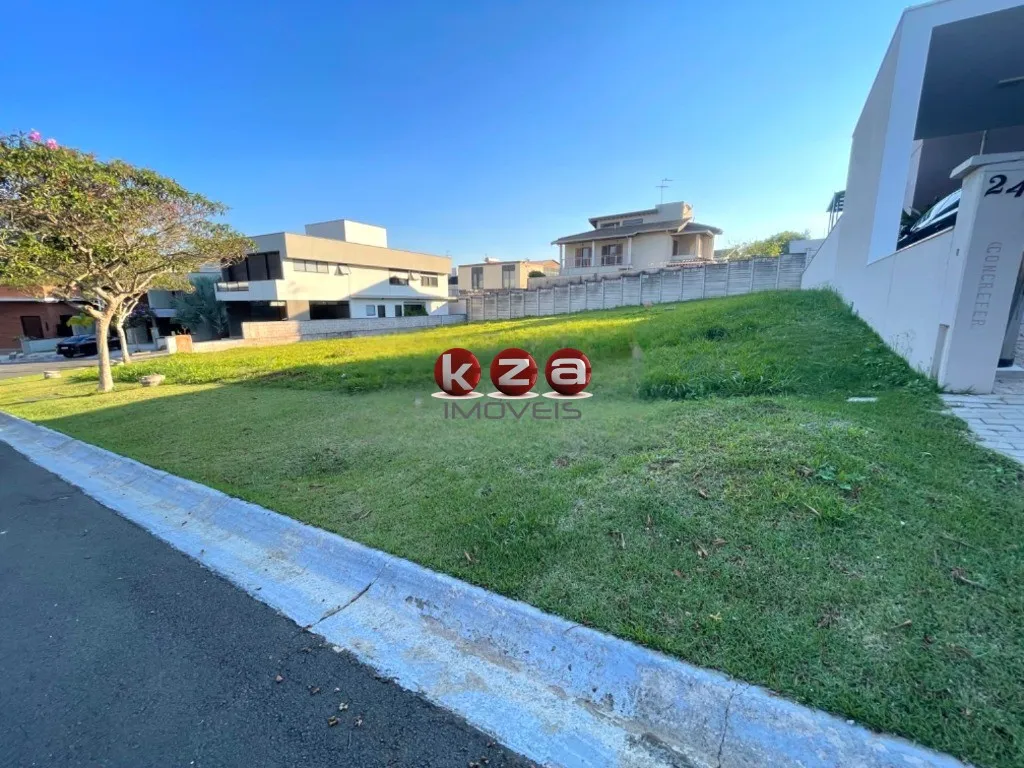 Imagem Terreno em Condomínio de Luxo: 500m² no Jardim Paiquerê, Valinhos-SP. Venha Construir o Seu Sonho!