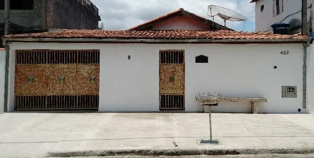 Imagem Casa à venda 3 Quartos, 1 Suite, 2 Vagas, 300M², Cidade Nova, Pindamonhangaba - SP