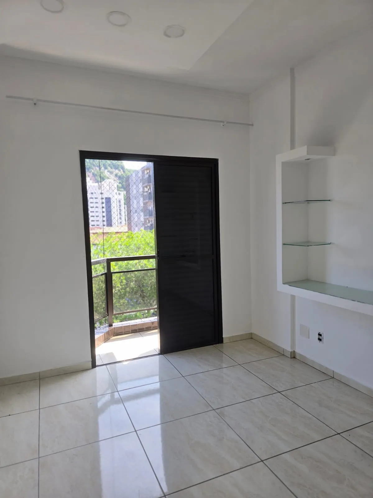 Imagem Imperdível apartamento à venda em Santos-SP, bairro Campo Grande! 3 quartos, 1 suíte, 1 sala, 2 banheiros, 1 vaga de garagem, 182,00m² de área.