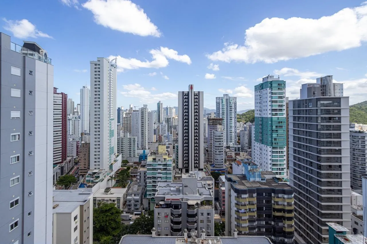 Imagem Apartamento com vista para o mar à venda com 176.8m2 por R$ 8.500.000,00
