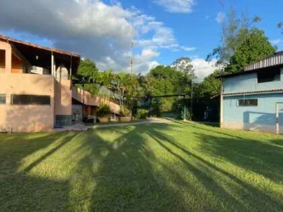 Imagem Sítio à venda em Tanguá, com 20 quartos, 2800m2