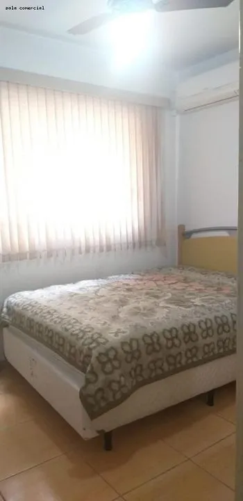 Imagem Aluguel por Diária para Temporada em Itapema, meia praia, 2 dormitórios, 1 suíte, 1 banheiro, 1 vaga