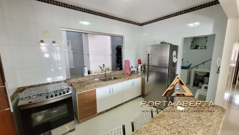 Imagem Apto de 3 Quartos, sendo 1 suíte - COD 1009