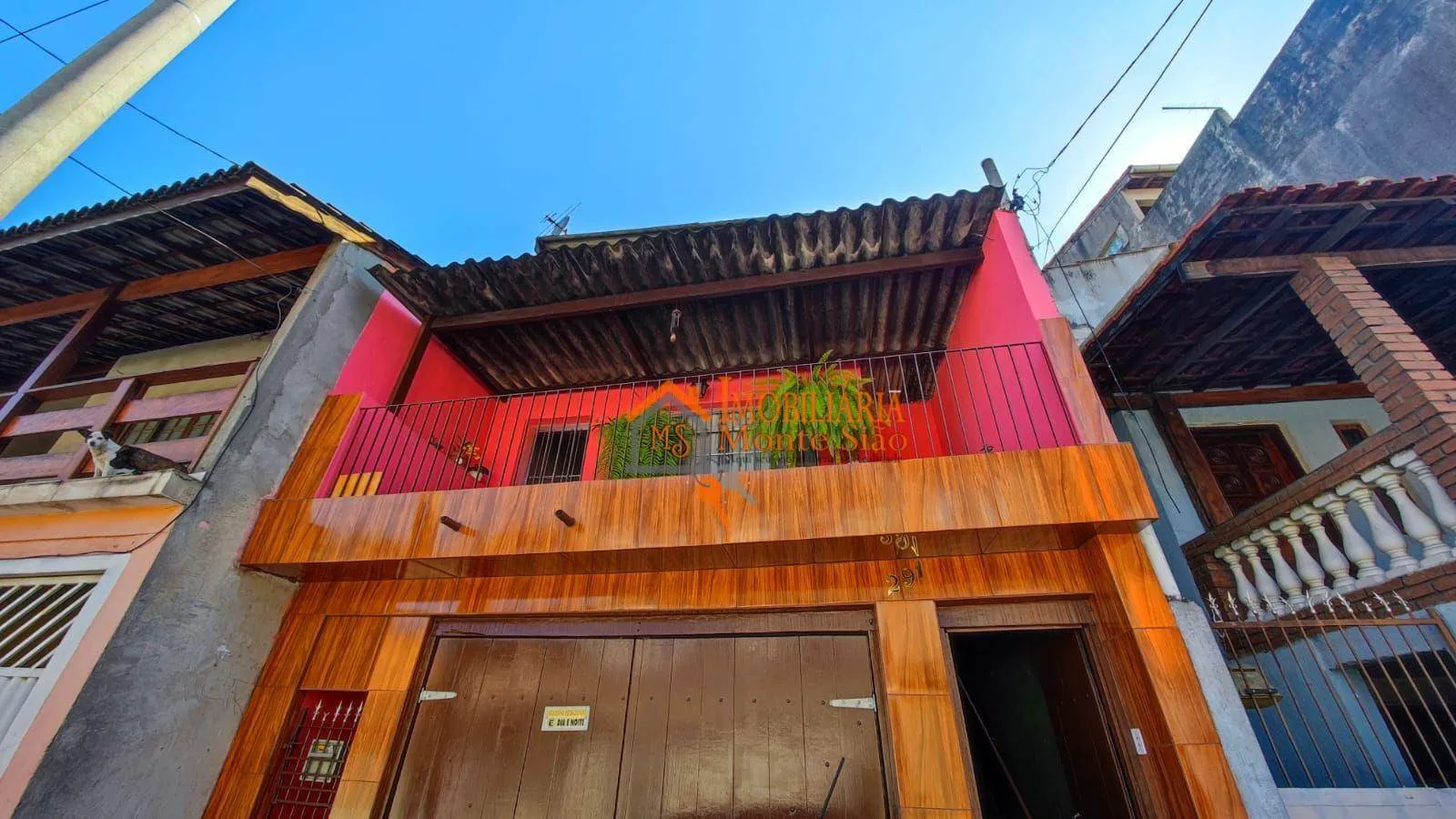 Foto do imóvel Sobrado com 3 dormitórios à venda, 175 m² por R$ 350.000,00 - Vila Rio - Guarulhos/SP