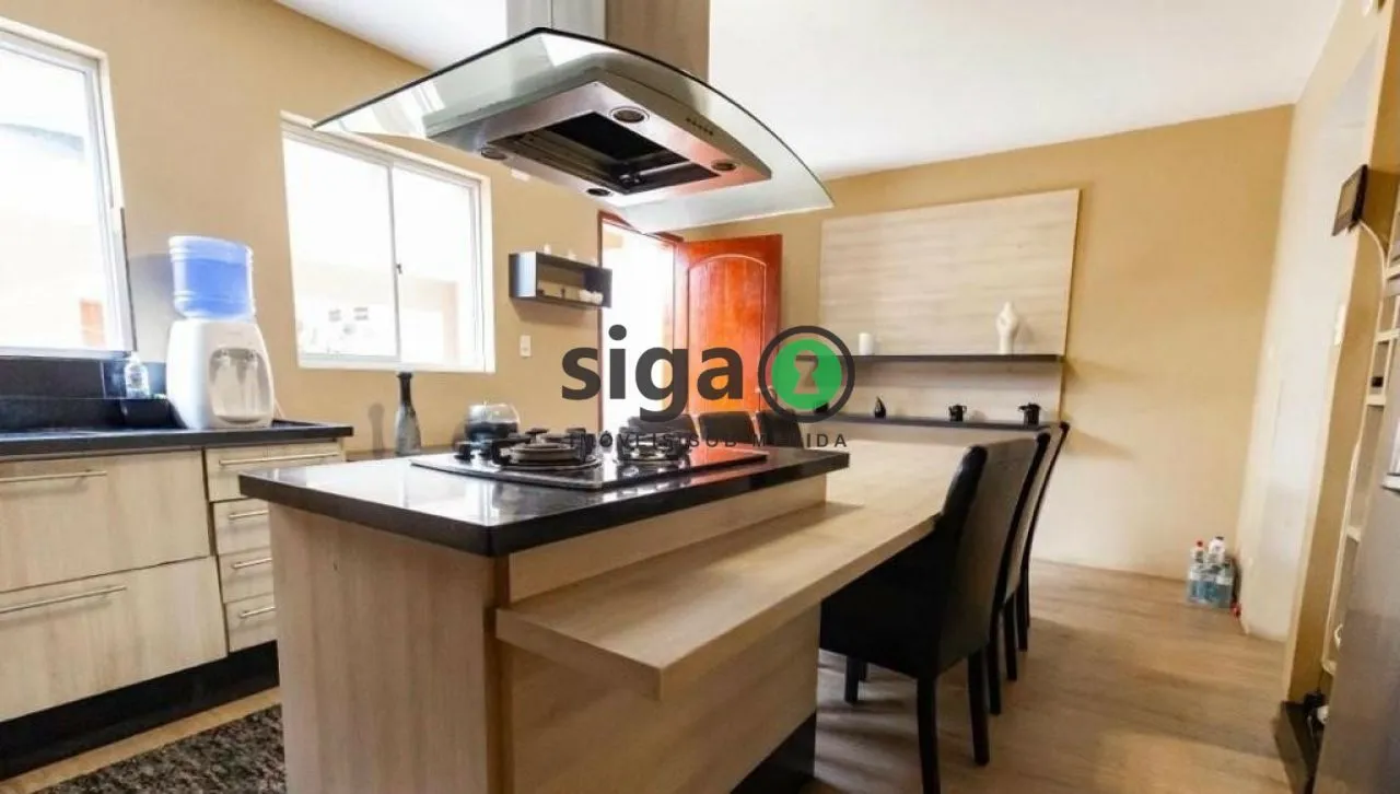 Imagem CASA Á VENDA NO BROOKLIN COM 3 QUARTOS, REFORMADA, 210M² - 2 VAGAS!