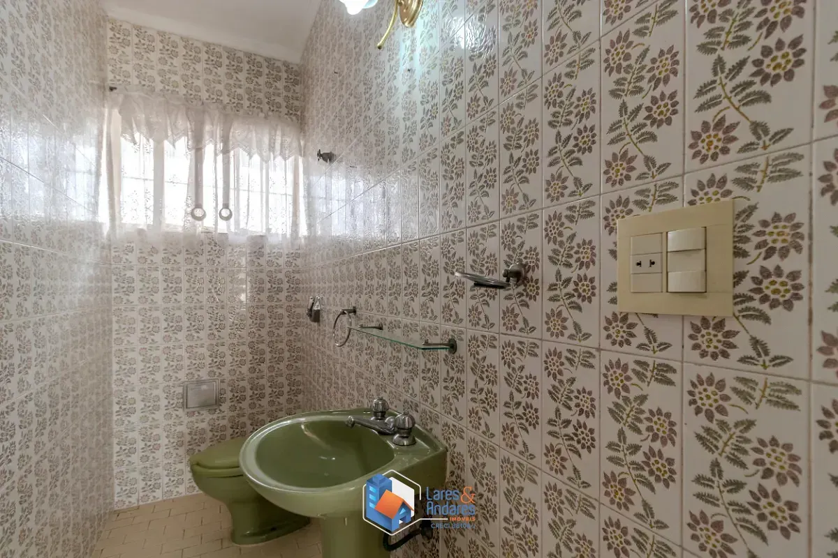 Imagem Sobrado para venda em Chácara Monte Alegre com 4 quartos, sendo 1 suíte, 261m²
