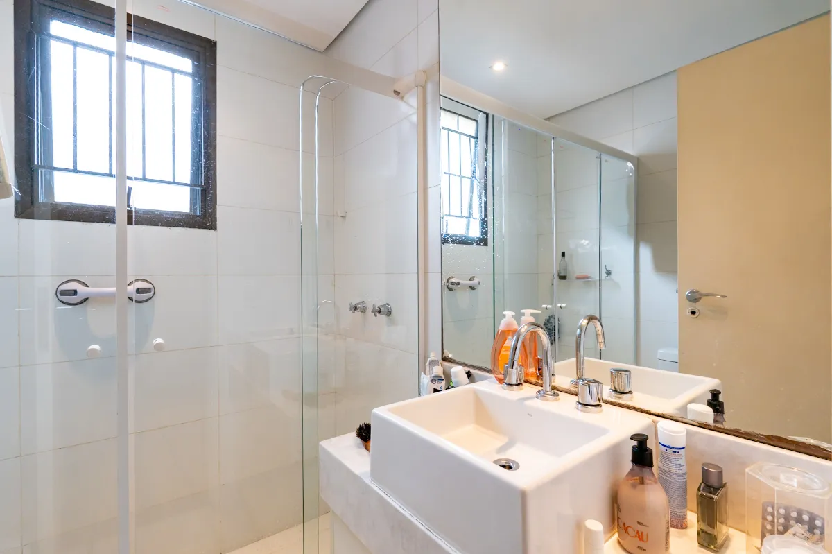 Imagem Apartamento para venda em Vila Andrade com 4 quartos, sendo 2 suítes, 200m2