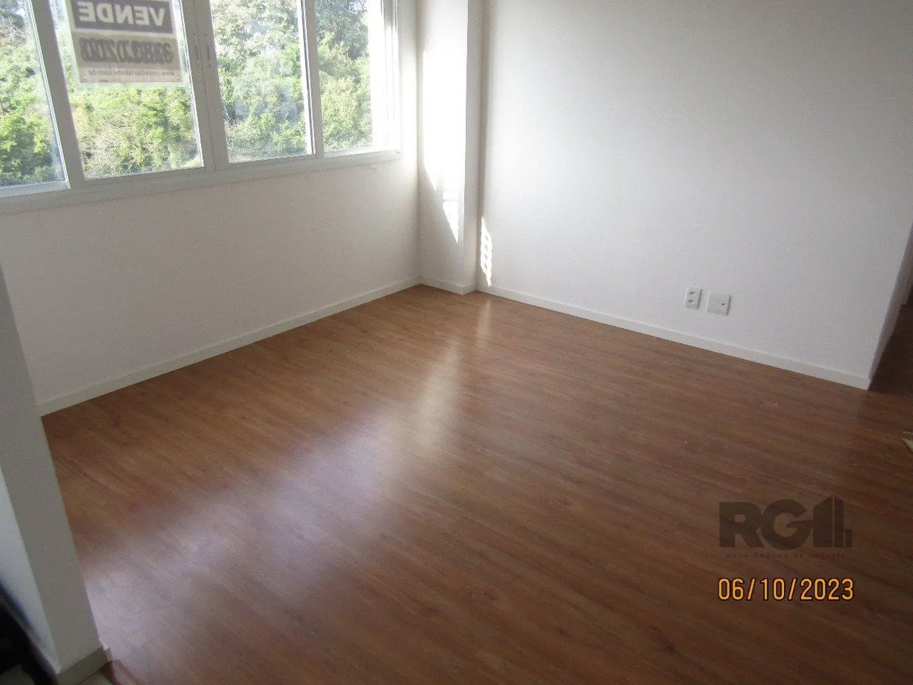Imagem Apartamento para Venda - 56m², 2 dormitórios, 1 vaga - Azenha