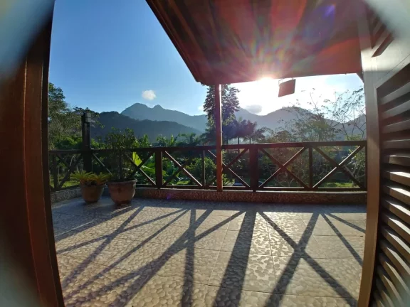 Imagem Excelente Casa em condomínio Fechado