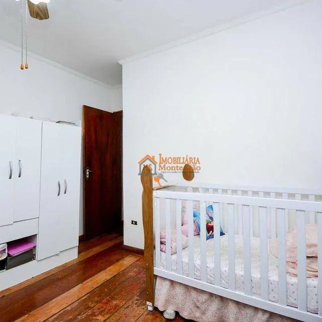 Imagem Sobrado com 3 dormitórios à venda, 275 m² por R$ 798.000,00 - Jardim Flor da Montanha - Guarulhos/SP