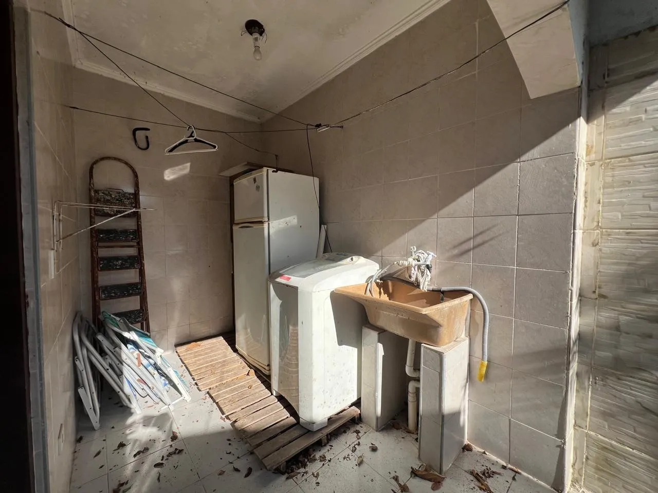 Imagem Casa para Venda em Praia Grande, Real, 2 dormitórios, 1 suíte, 2 banheiros, 2 vagas