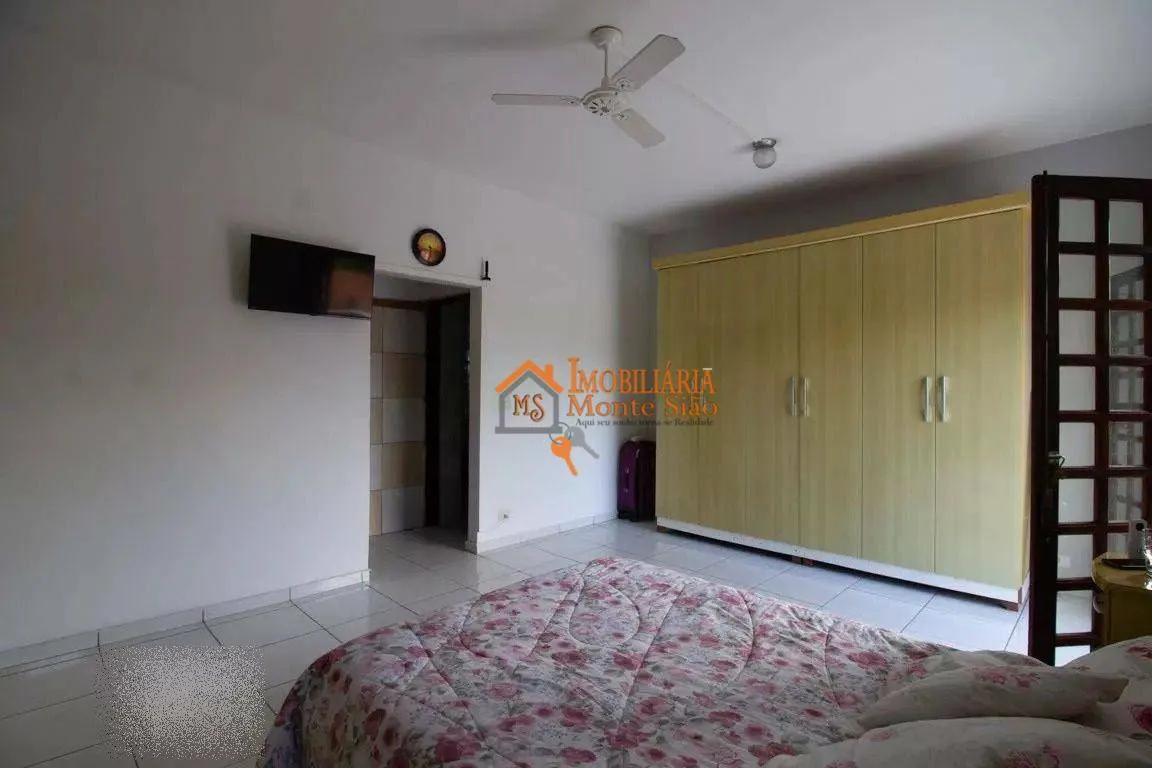 Imagem Sobrado com 4 dormitórios à venda, 500 m² por R$ 1.400.000,00 - Vila Rosália - Guarulhos/SP