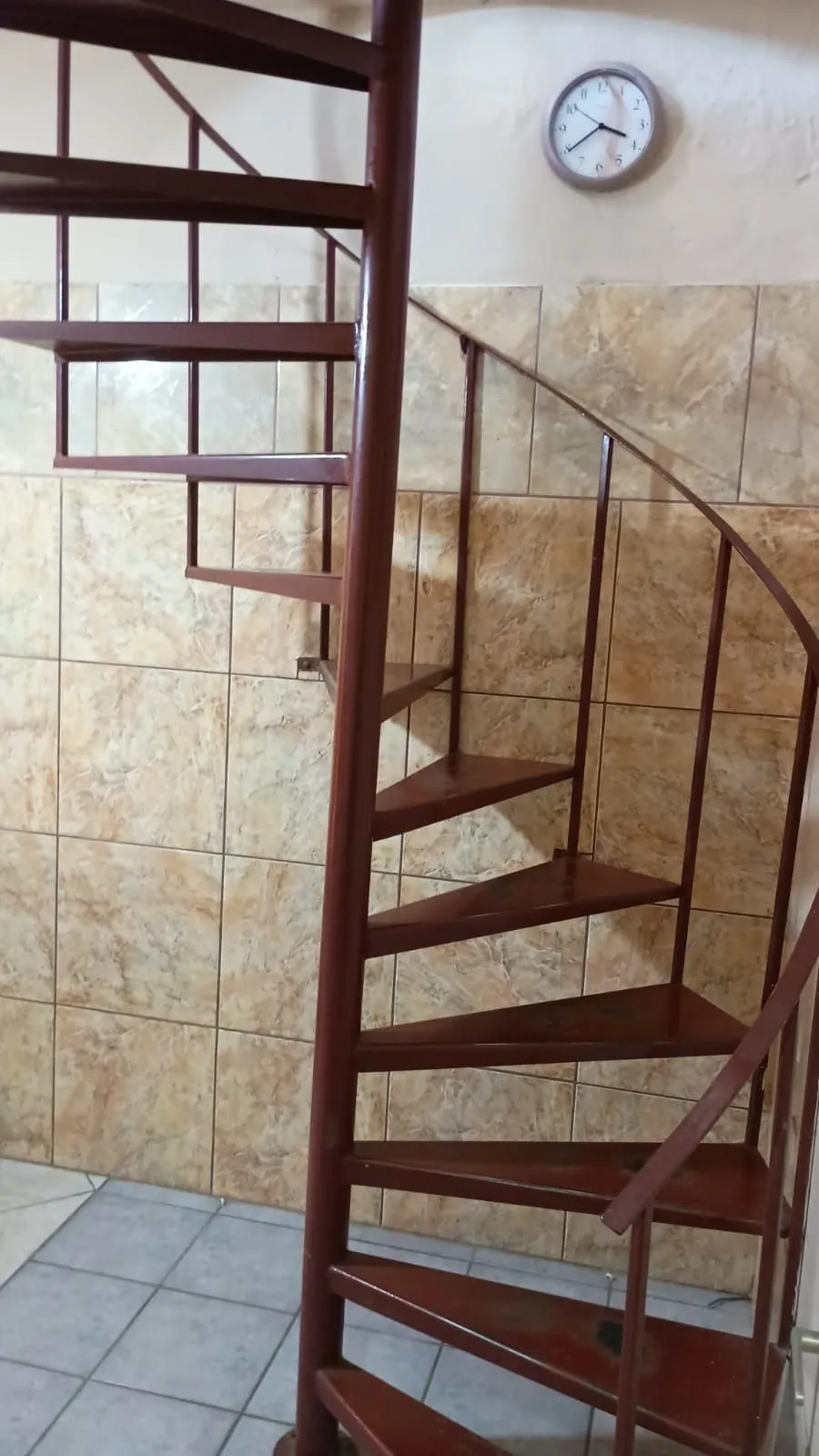 Imagem Casa 3 dormitórios, 1 suíte, 2 vagas, Bairro Monte Carlo