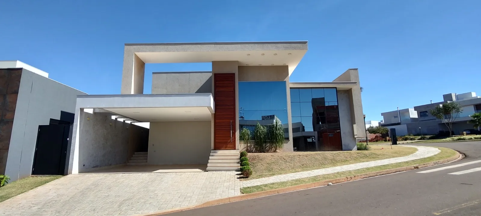 Imagem Casa 292m Umuarama-PR 182