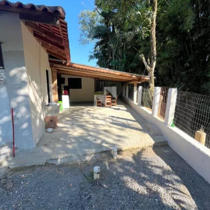 Imagem Casa c/ piscina | Barra | 3 quartos (2 suítes) | 140m²