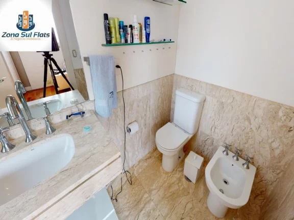 Imagem Apartamento à Venda Em Alto de Pinheiros Com 3 Suítes e 5 Vagas