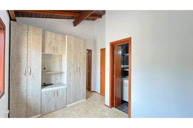 Imagem Casa para venda no bairro Vila Nova em Porto Alegre