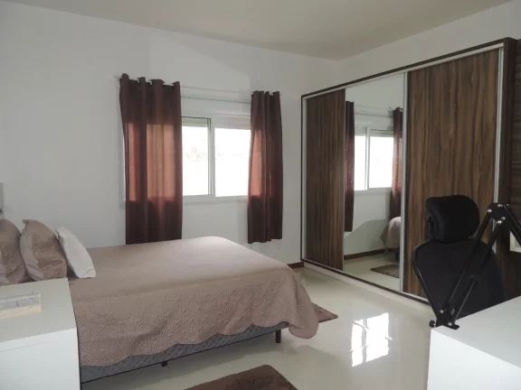 Imagem Casa de Alto Padrão à Venda no Bairro Areias de Palhocinha em Garopaba-SC