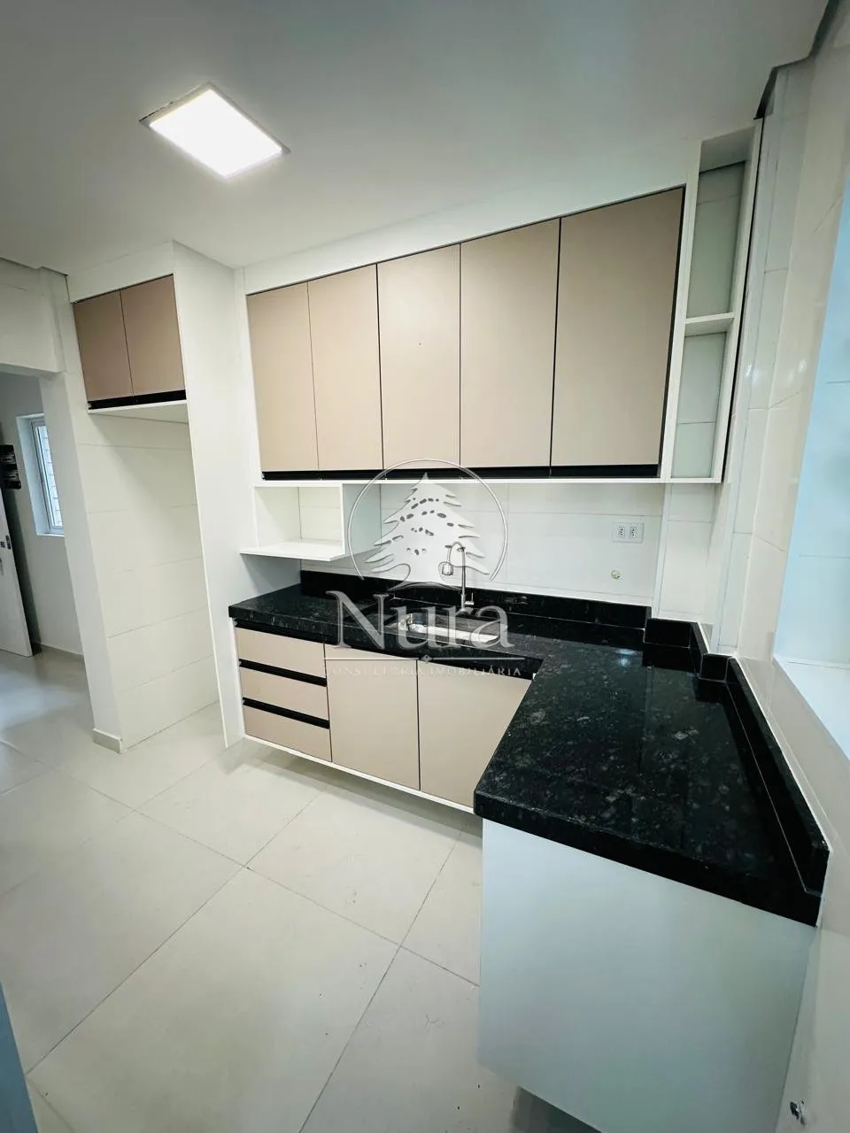 Imagem Apartamento de 2 quartos, 63m² no bairro Ponta da Praia, em Santos