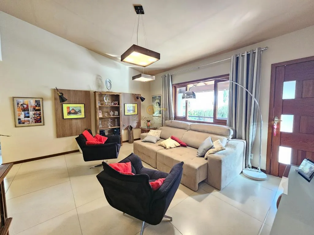 Imagem Casa em Condomínio para Venda em Teresópolis / RJ no bairro Posse
