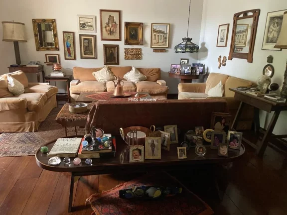 Imagem Casa com 4 dormitórios no Campo Belo