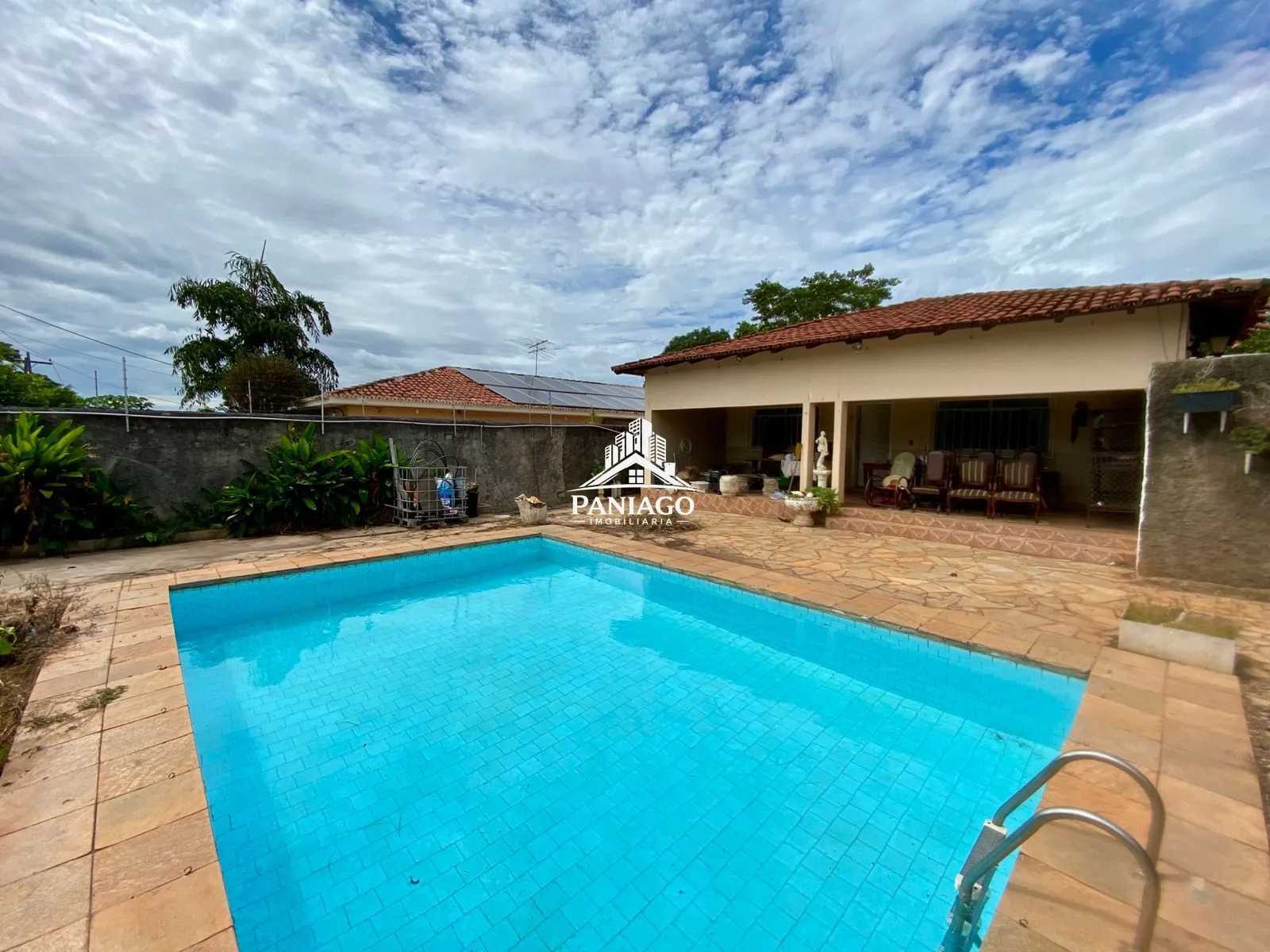 Imagem Casa Comercial para Locação ou venda - Esquina | Bairro Shangri-lá
