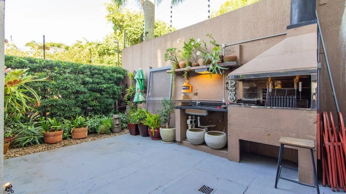 Imagem Casa em condomínio com terraço, piscina e espaço gourmet, Chacara das Pedras