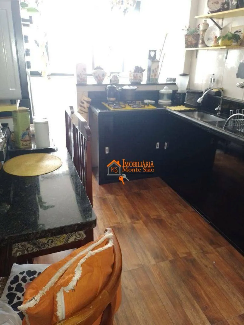 Imagem Apartamento à venda, 64 m² por R$ 300.000,00 - Macedo - Guarulhos/SP