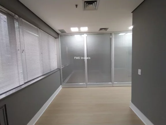 Imagem Conjunto comercial com 70m² em Pinheiros