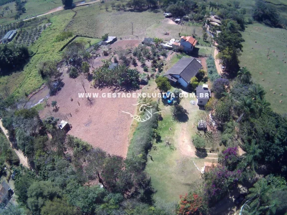 Imagem SÍTIO 7500M² LAGO NASCENTE POMAR 3 DORM 1 SUITE HORTA E POÇO.