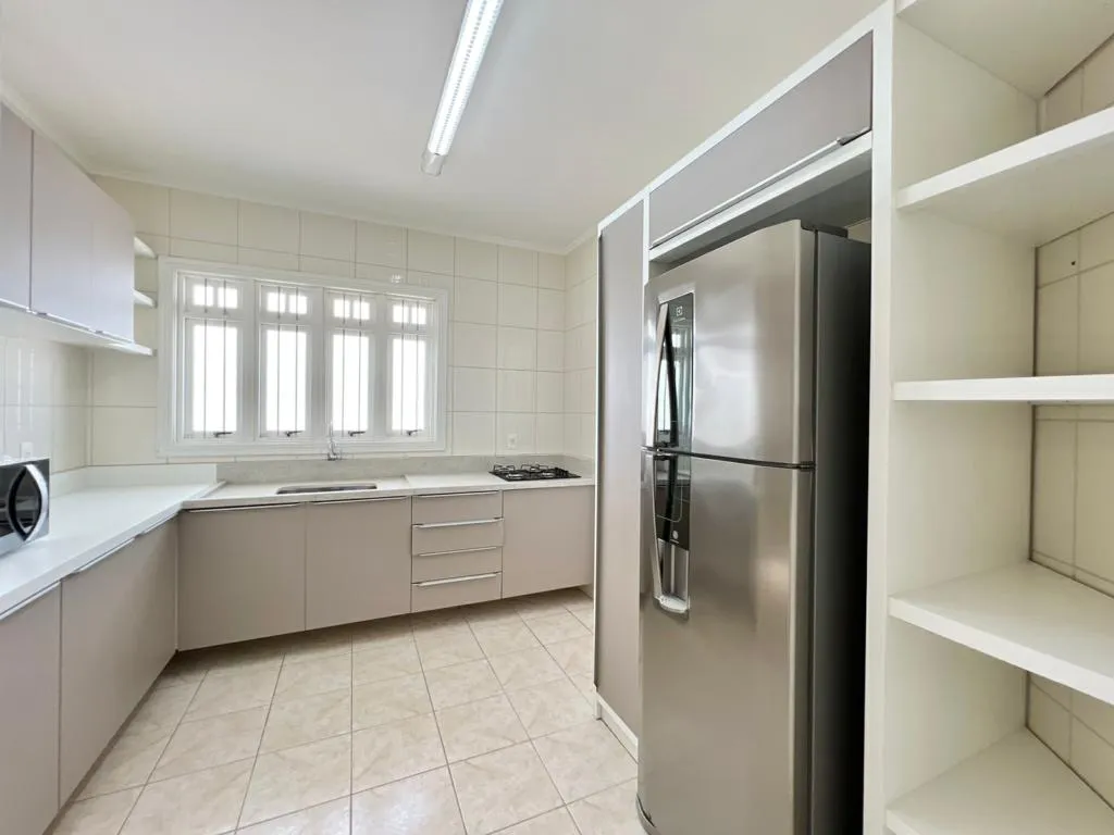 Imagem Casa 4 Dormitórios - Bairro Atlantida