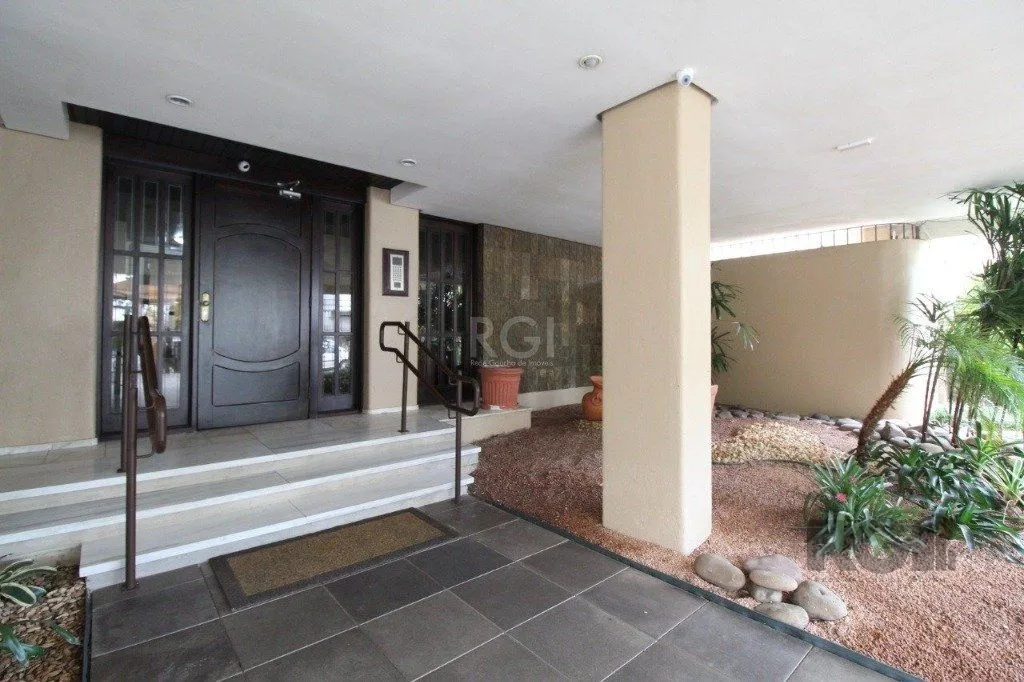 Imagem Apartamento no Petrópolis de 1 dormitório e vaga