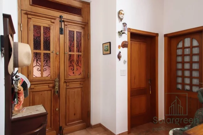 Imagem Casa na Vila Petrópolis com 03 dormitórios suítes à venda