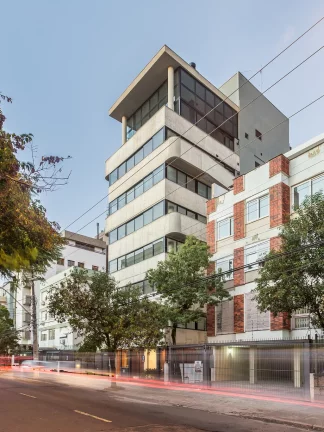 Foto do imóvel Apartamento à venda em Porto Alegre, Menino Deus, com 3 quartos, 110,73m2 em Múcio Teixeira