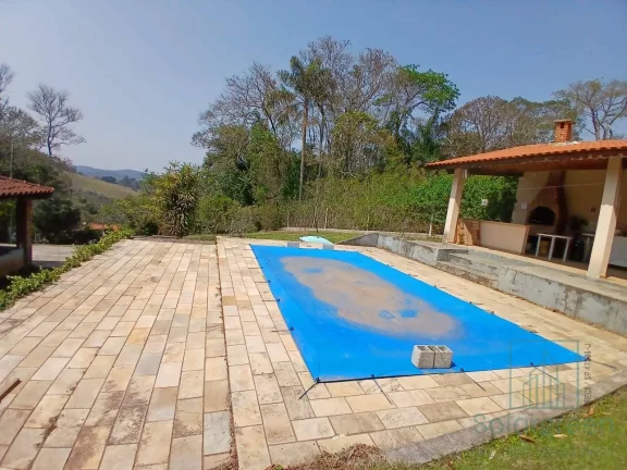 Imagem Casa Térrea à Venda em Atibaia - por R$650.000,00 e 637m²