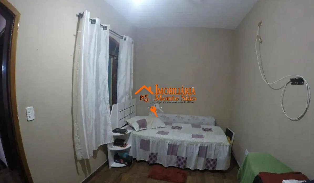 Imagem Sobrado com 3 dormitórios à venda, 229 m² por R$ 712.000 - Vila Augusta - Guarulhos/SP