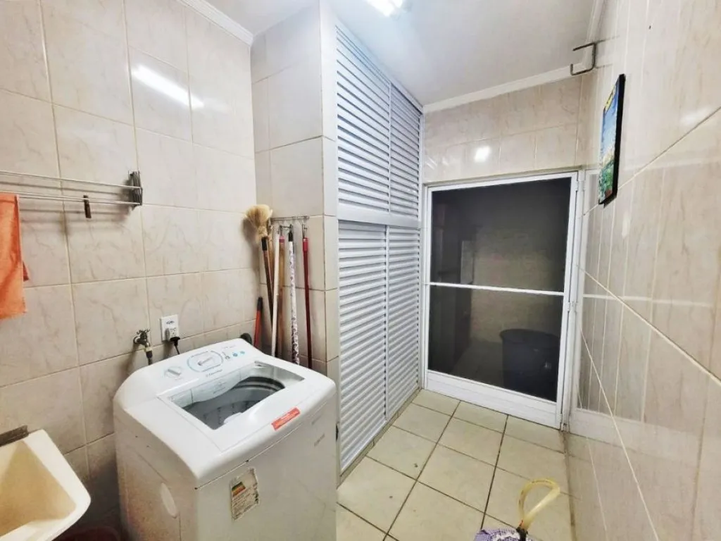 Imagem CASA COM 130,00 m² - CANTO DO FORTE - PRAIA GRANDE SP