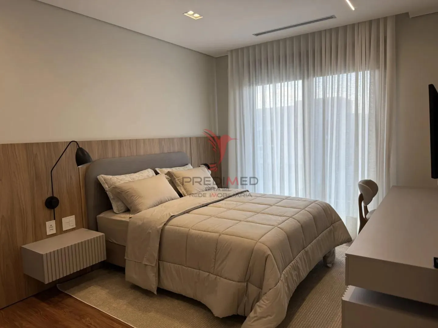 Imagem Casa Florença: O Ápice do Luxo e Tecnologia no Condomínio Caledônia