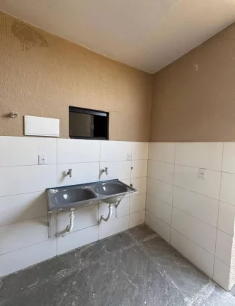 Imagem Casa 2/4 Com Suite No Top Do Lago Com 20k De Entrada Para Renda De 6.5k