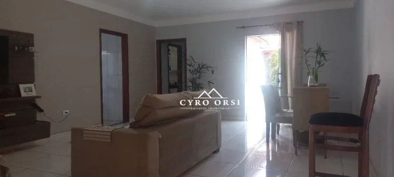 Imagem Casa com 3 dormitórios à venda, 200 m² por R$ 550.000,00 - Parque São Matheus - Piracicaba/SP