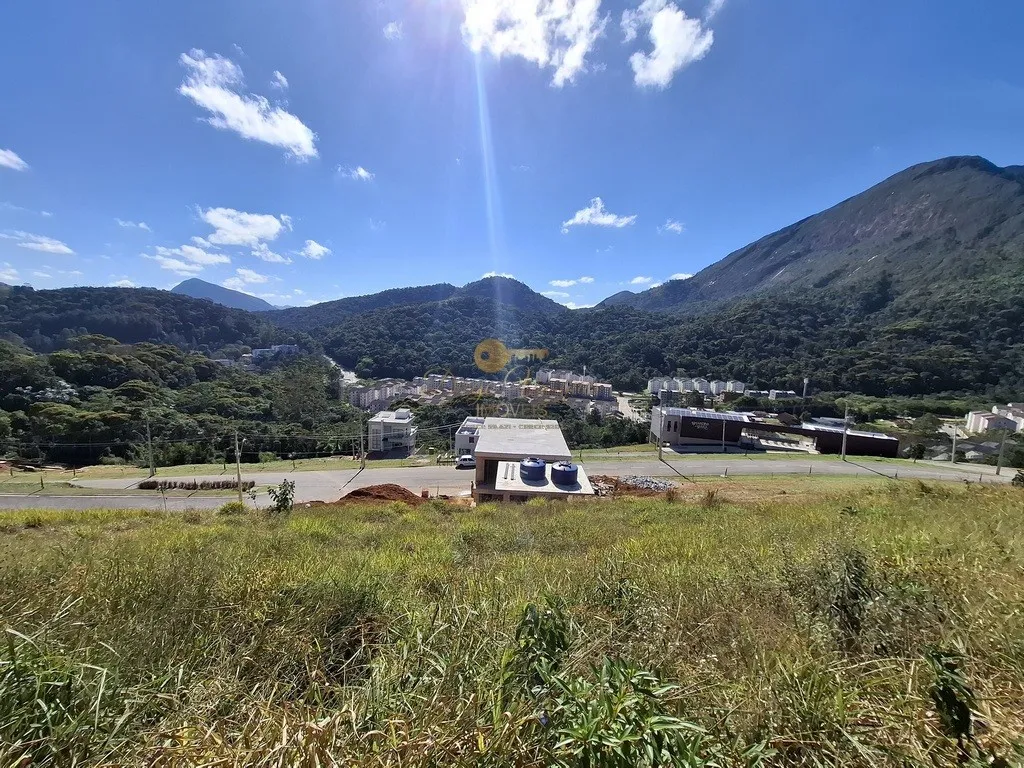 Imagem Terreno em Condomínio para Venda em Teresópolis / RJ no bairro Ermitage
