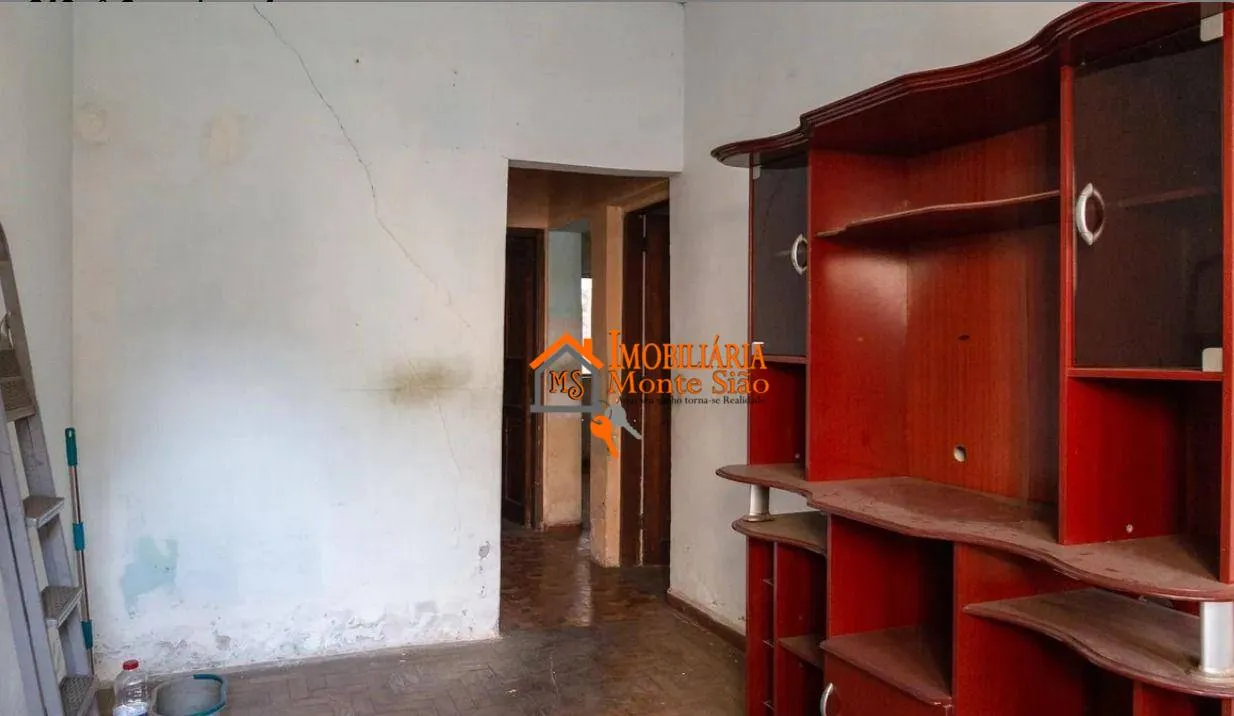 Imagem Casa com 3 dormitórios à venda, 240 m² por R$ 675.000 - Vila Augusta - Guarulhos/SP