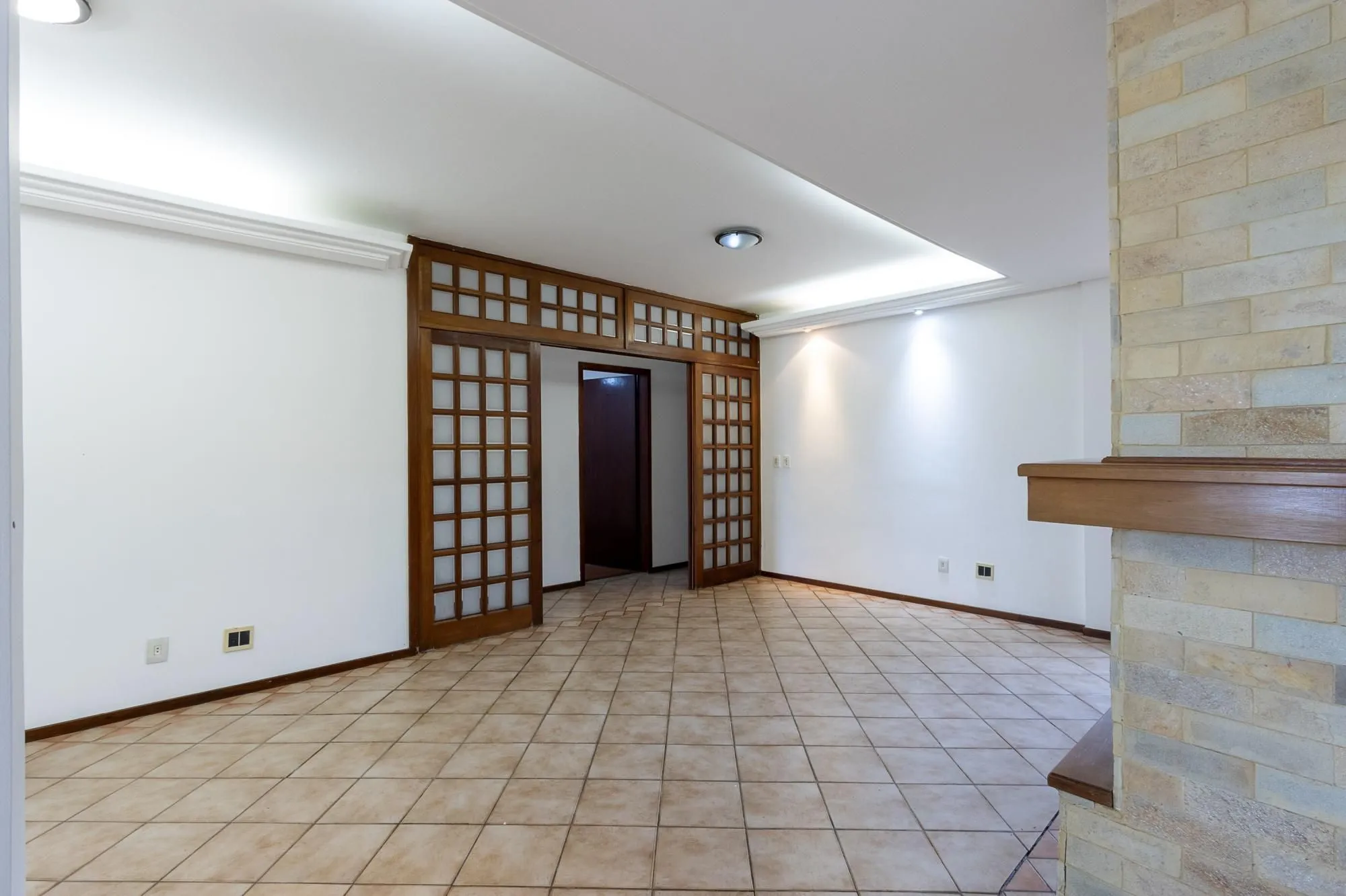Imagem CASA RESIDENCIAL 04 DORMITÓRIOS | CAVALHADA