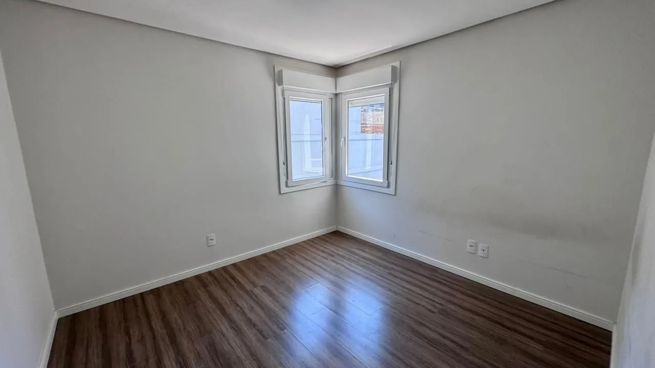 Imagem Apartamento à venda em Caxias do Sul, Pio X, com 2 quartos, 76m2