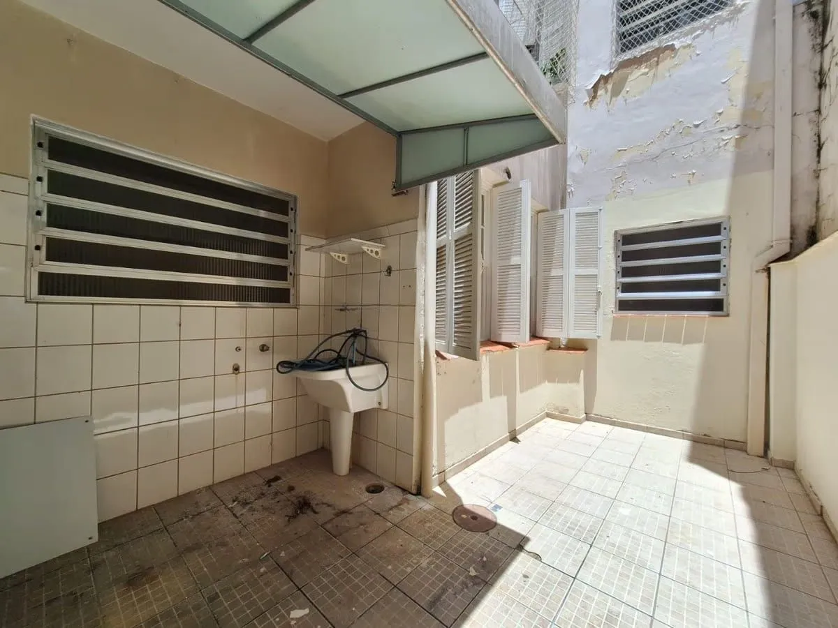 Imagem Apartamento de 2 dormitórios à venda em Praia de Belas, Porto Alegre.