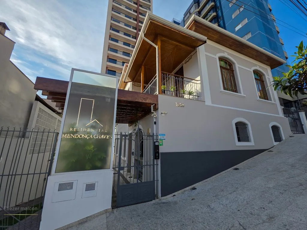 Imagem Apartamento com 3 quartos planejados a venda no Centro de Poços de Caldas MG