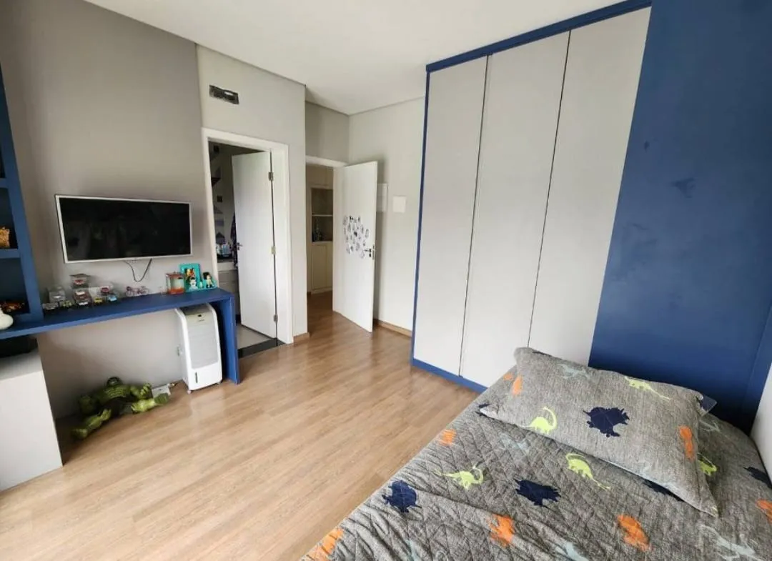 Imagem Lindo Sobrado Mobiliado no Cond. Villa Verona - 285m² com 3 Suítes