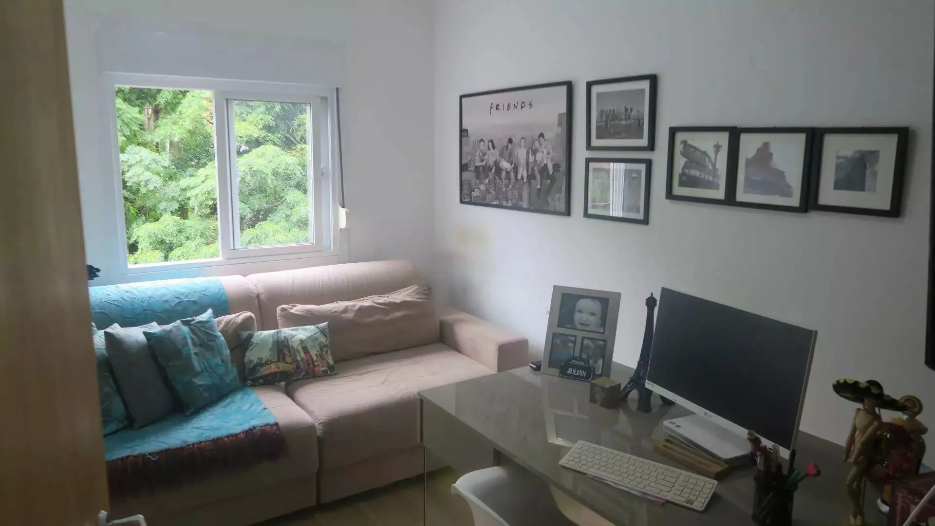 Imagem Apartamento com 3 dormitórios, suíte e churrasqueira.