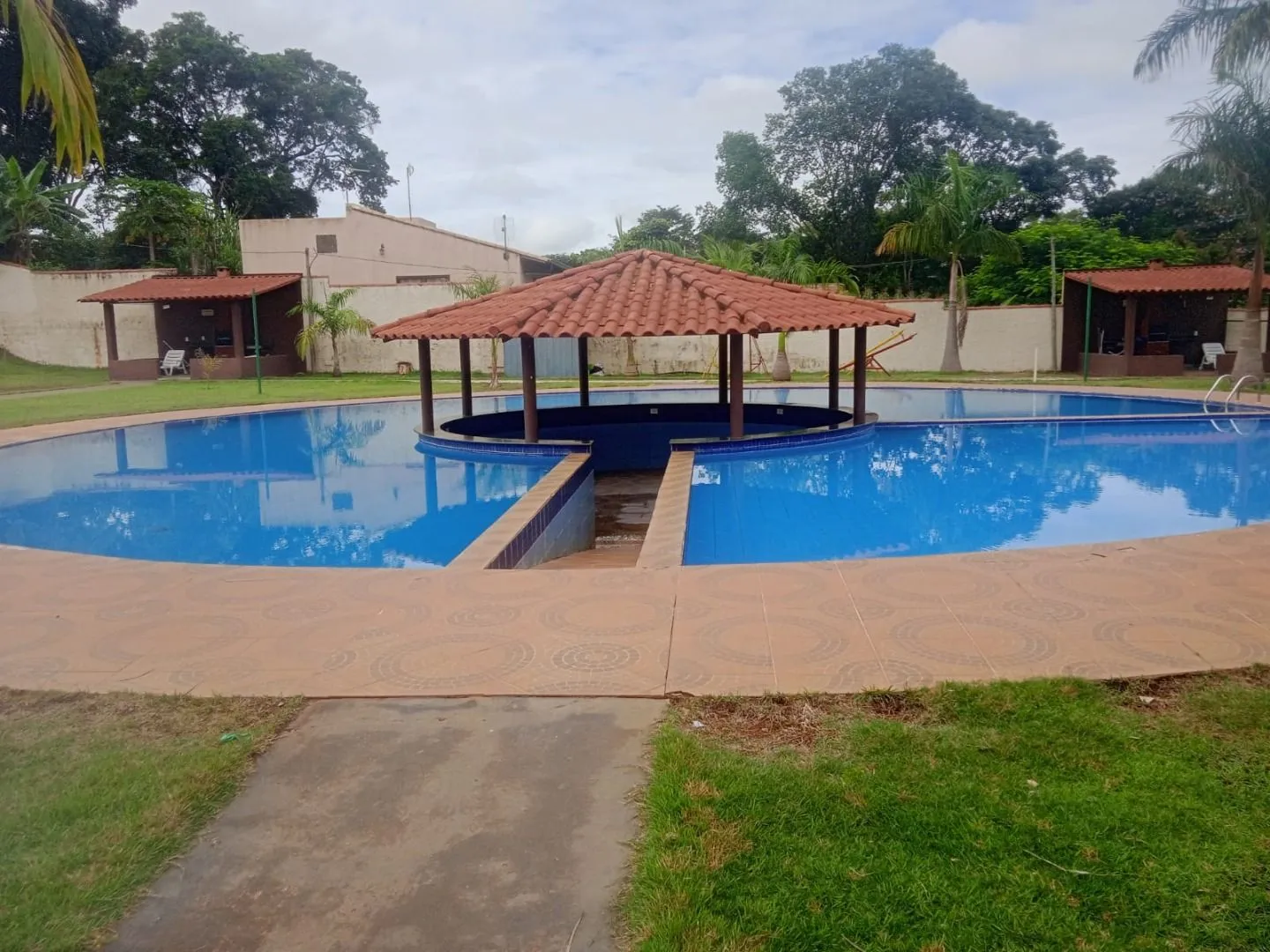 Imagem Chácara à venda, 1300 m² por R$ 320.000,00 - Centro - Lagoa Formosa/MG