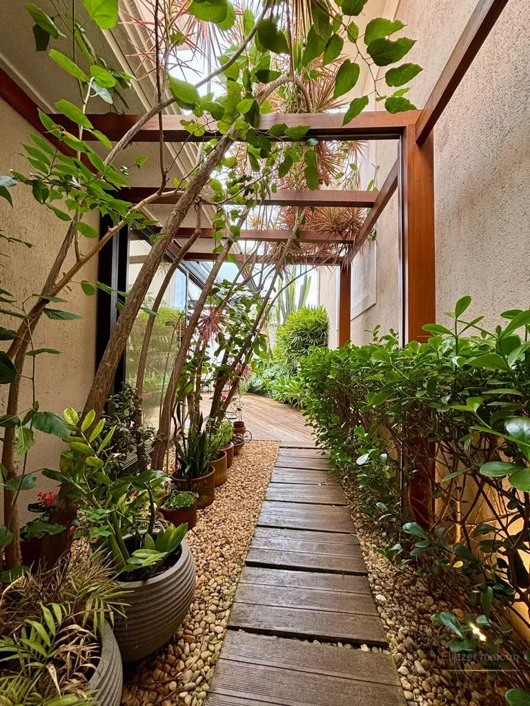 Imagem Casa à Venda em condominio fechado no Jardim Country Club, Poços de Caldas - MG